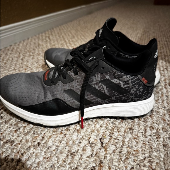 Mens Adidas’s Golf Shoes Size 8 - Picture 2 of 3